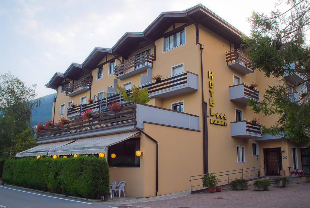 Hotel Dolomiti Levico Terme Exteriör bild
