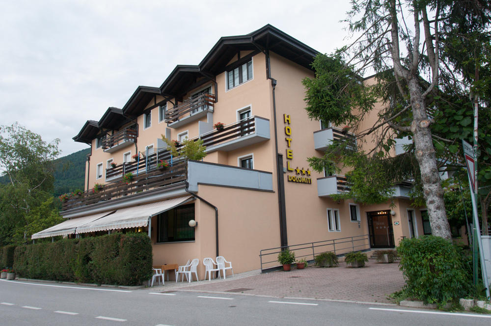 Hotel Dolomiti Levico Terme Exteriör bild